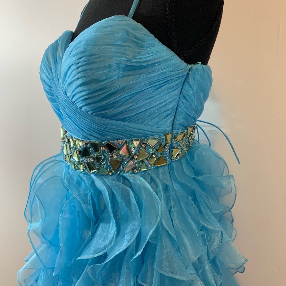 Prom Dress - Picture 4 of 6